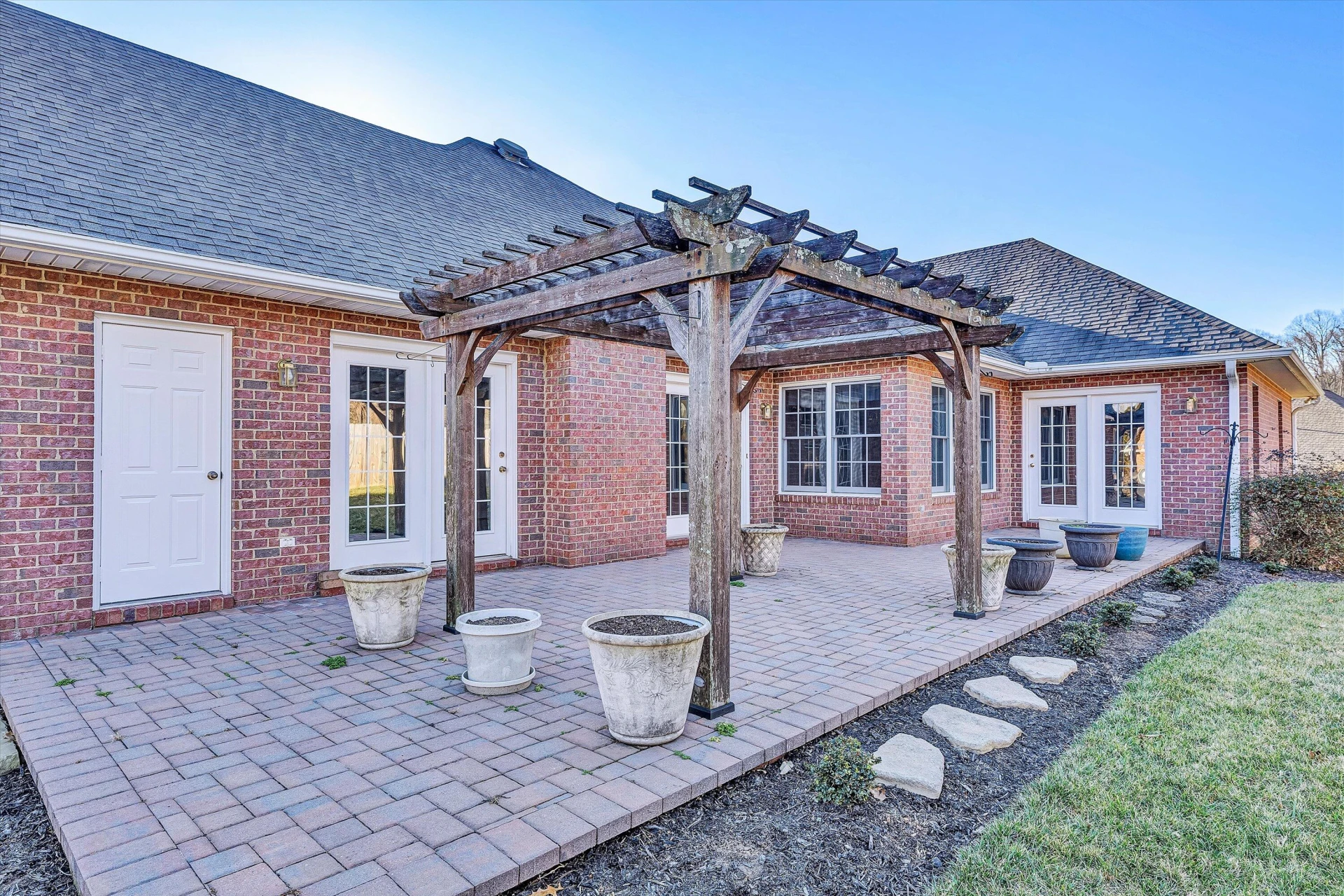 6304 Roselawn Court DR - Photo 60