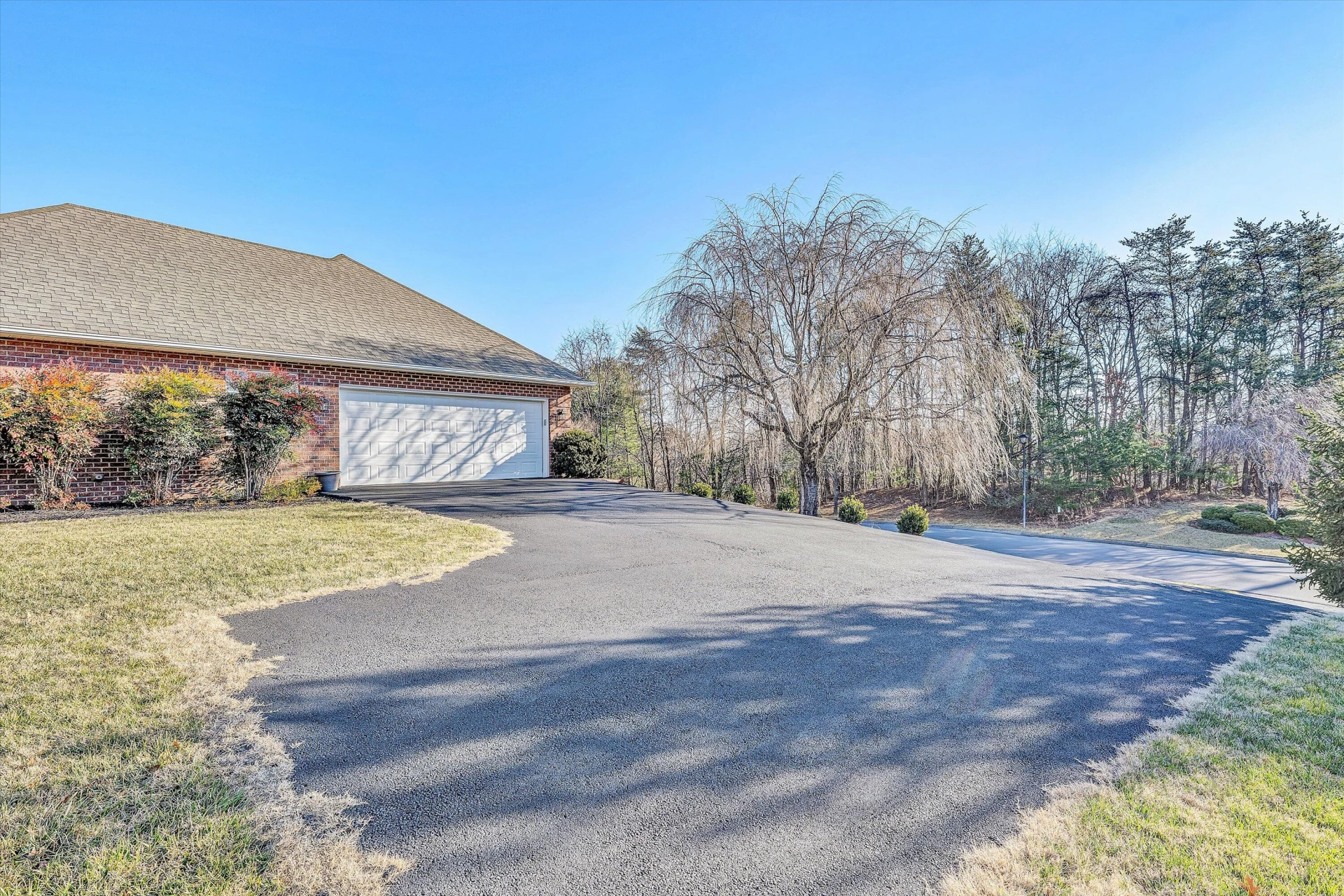 6304 Roselawn Court DR - Photo 65