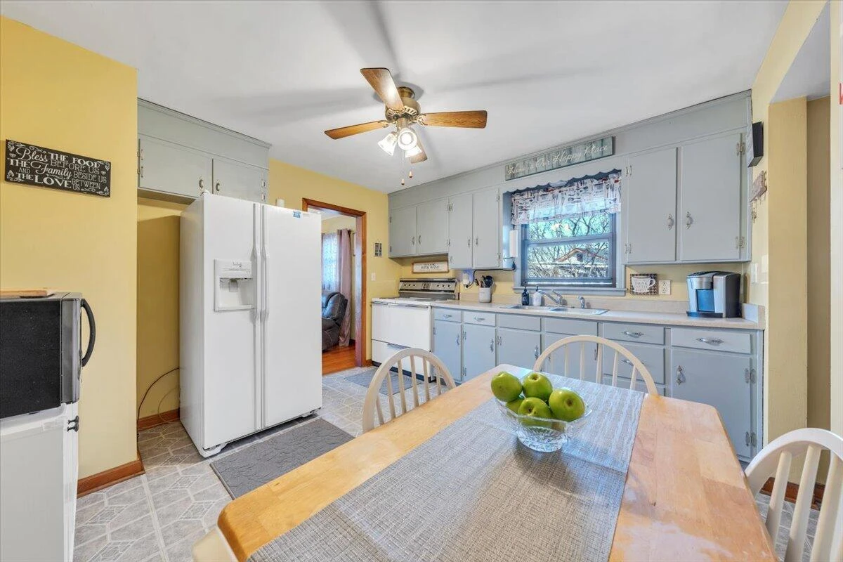 4902 Rowe Ridge RD NW - Photo 7