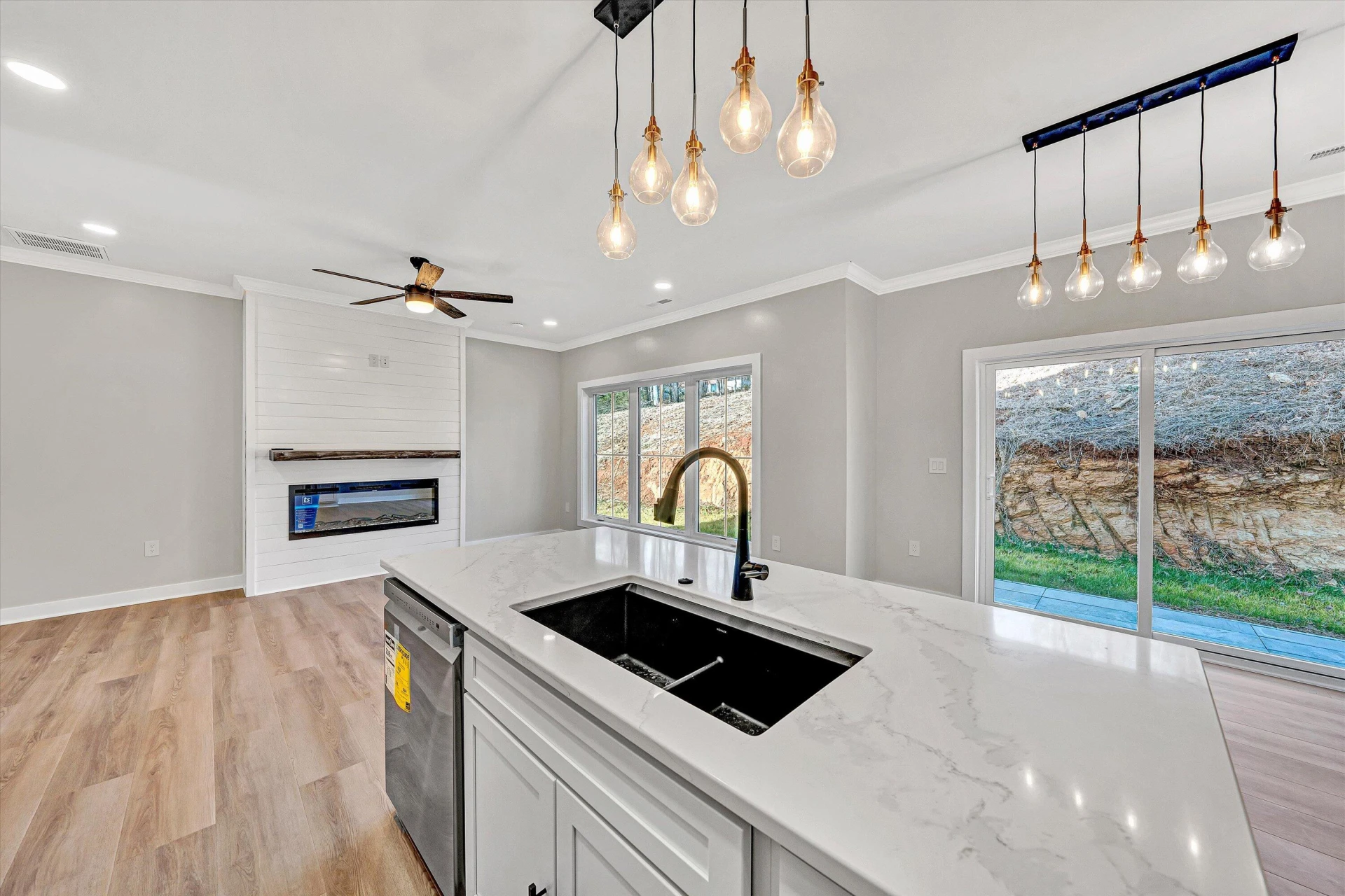 300 Anderson ST - Photo 19