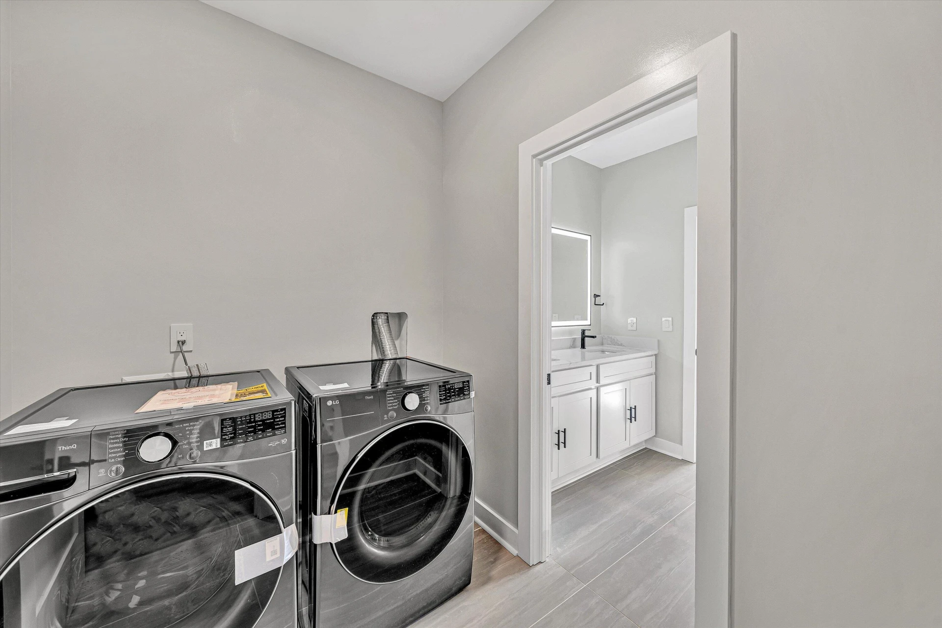 300 Anderson ST - Photo 34