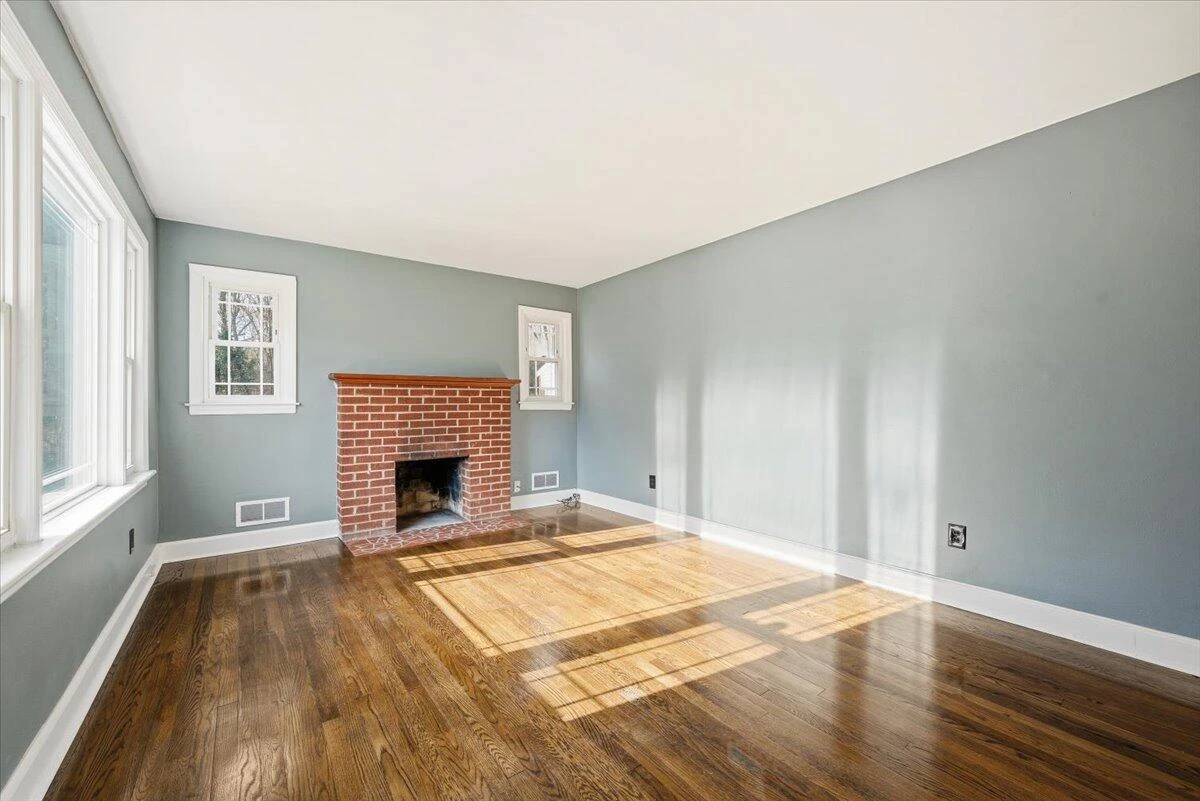 4149 Welcome Valley RD SE - Photo 10
