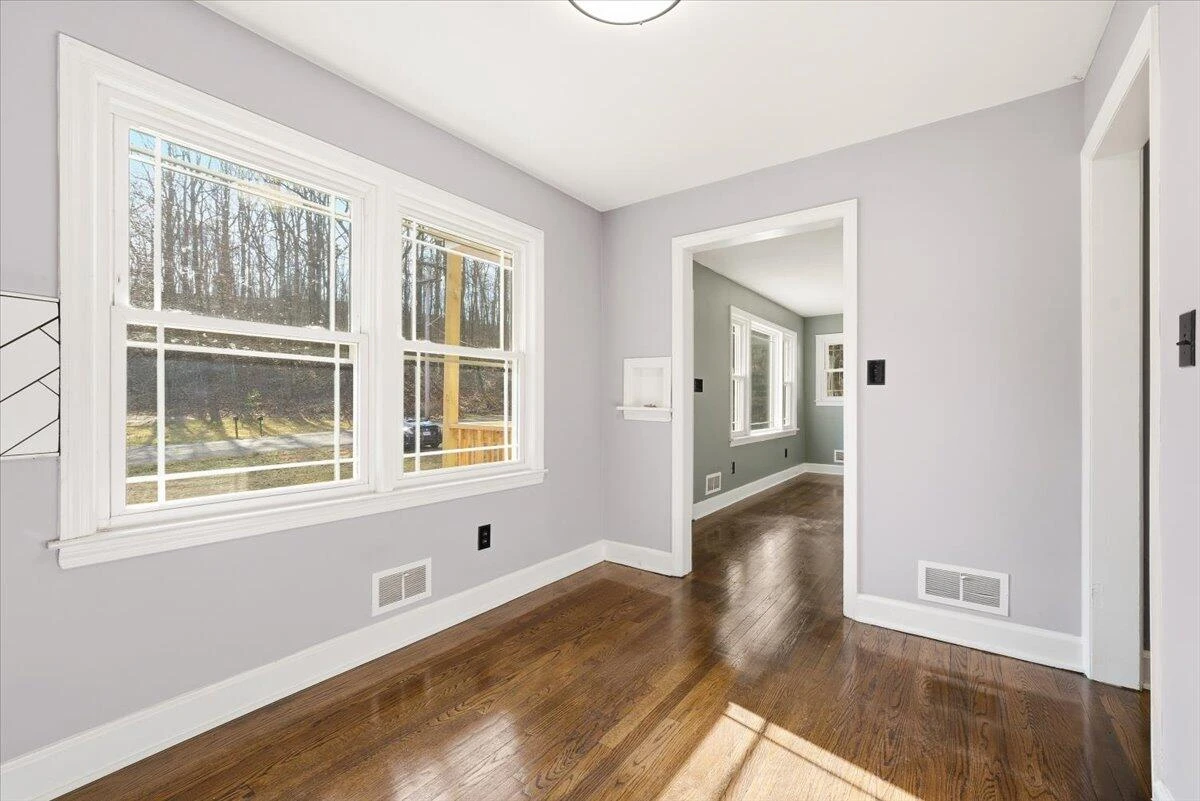 4149 Welcome Valley RD SE - Photo 13