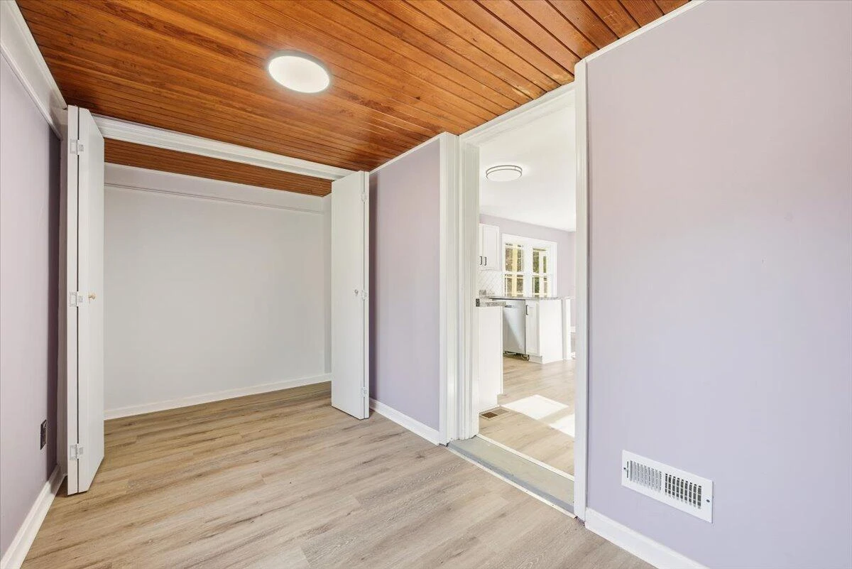 4149 Welcome Valley RD SE - Photo 17
