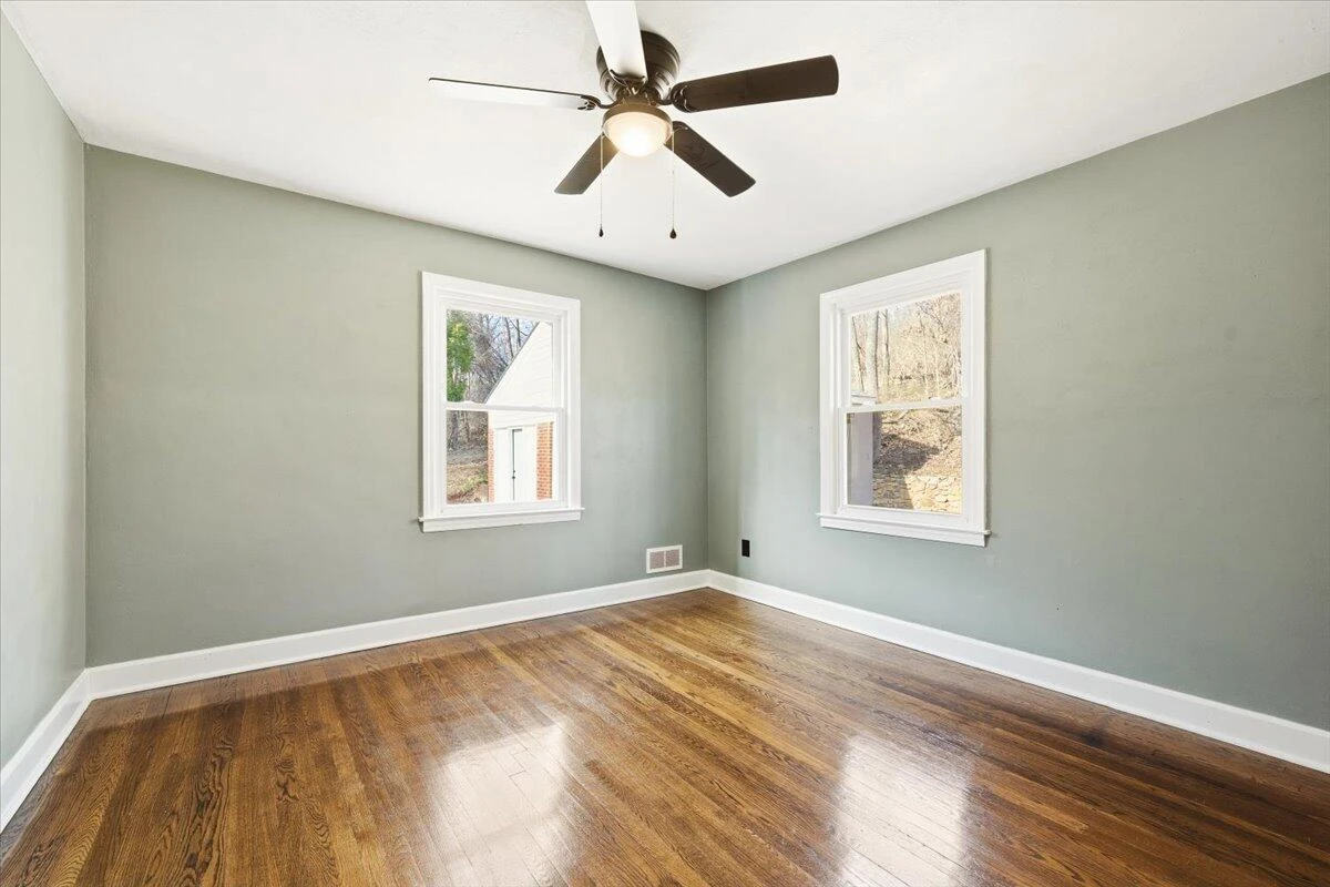 4149 Welcome Valley RD SE - Photo 21