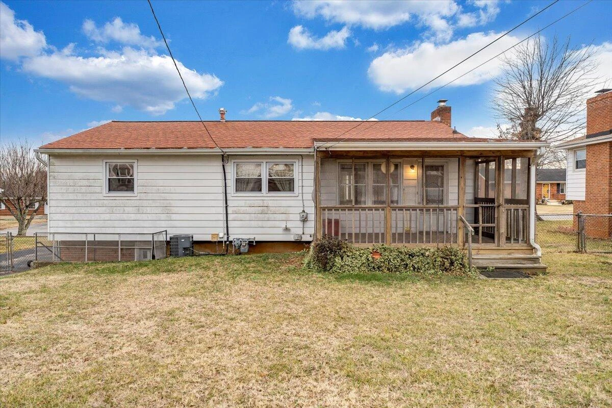 626 Santee RD - Photo 43