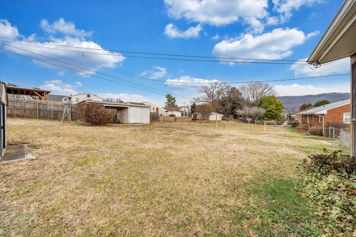 626 Santee RD - Photo 47
