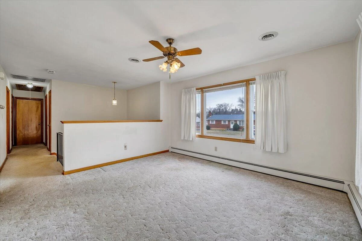 626 Santee RD - Photo 5