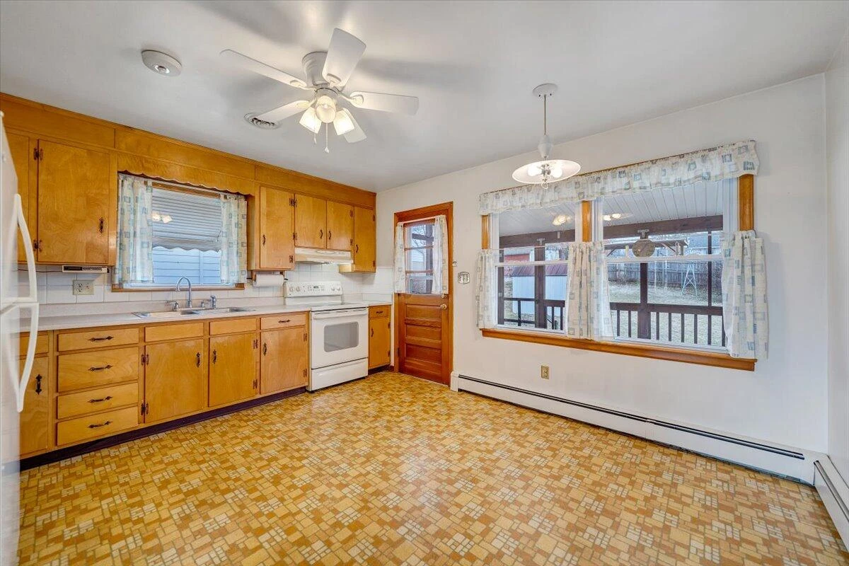 626 Santee RD - Photo 8