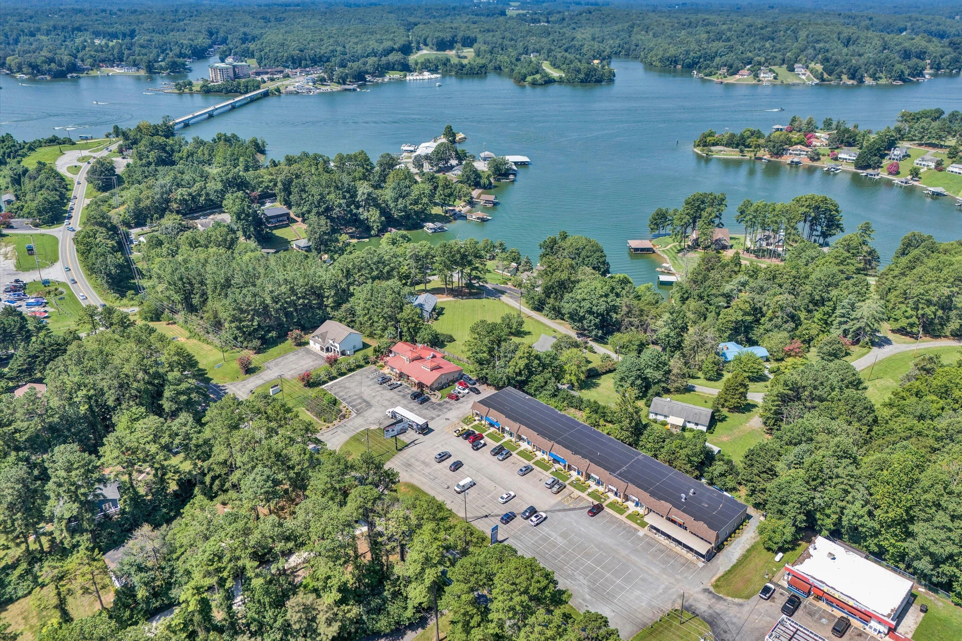 16483 Moneta RD