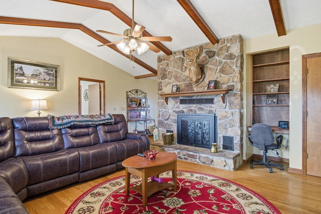 6389 Ruebush RD - Photo 10