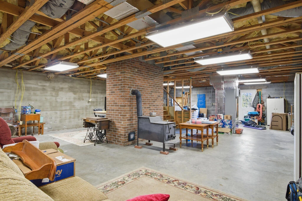 6389 Ruebush RD - Photo 35