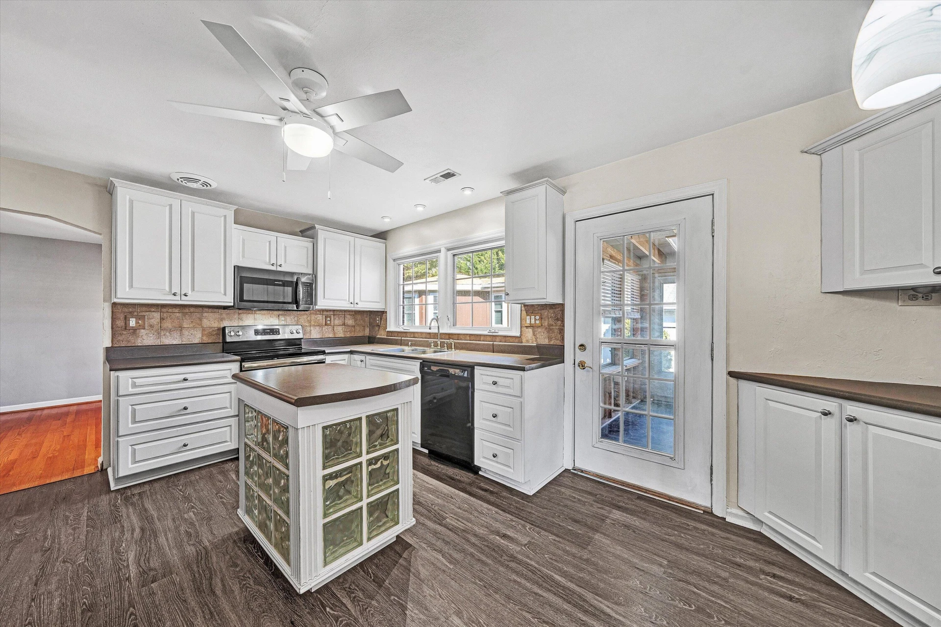 1944 Blue Ridge Springs RD - Photo 14