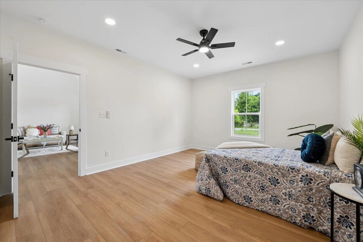 1488 Hickory Cove LN - Photo 14
