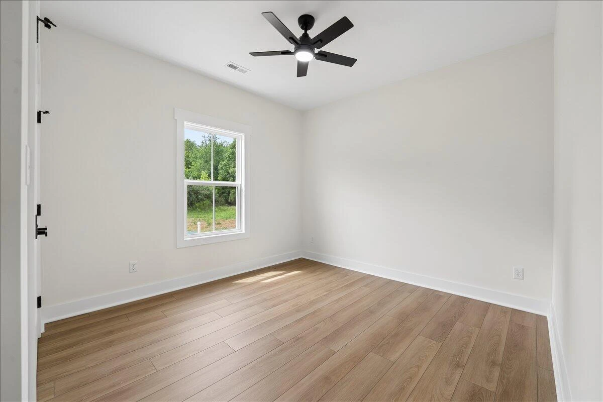 1488 Hickory Cove LN - Photo 15