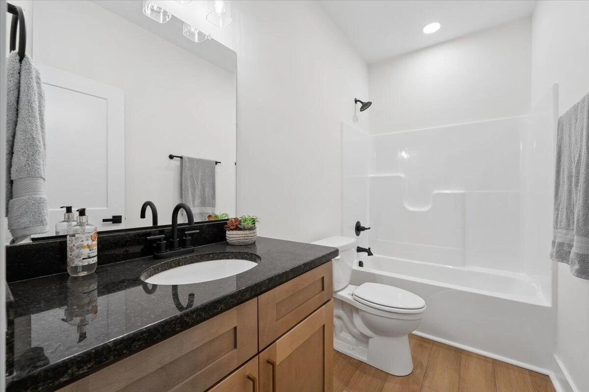 1488 Hickory Cove LN - Photo 19