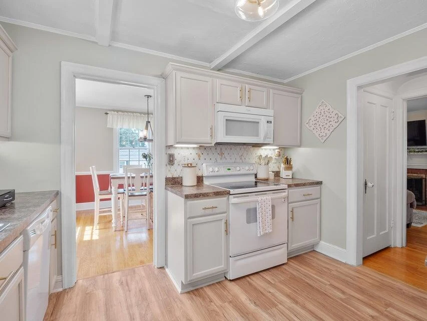 2612 Alberta AVE SW - Photo 15