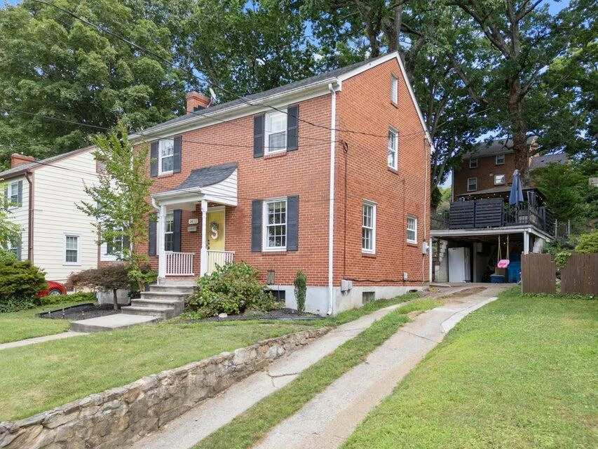 2612 Alberta AVE SW - Photo 29