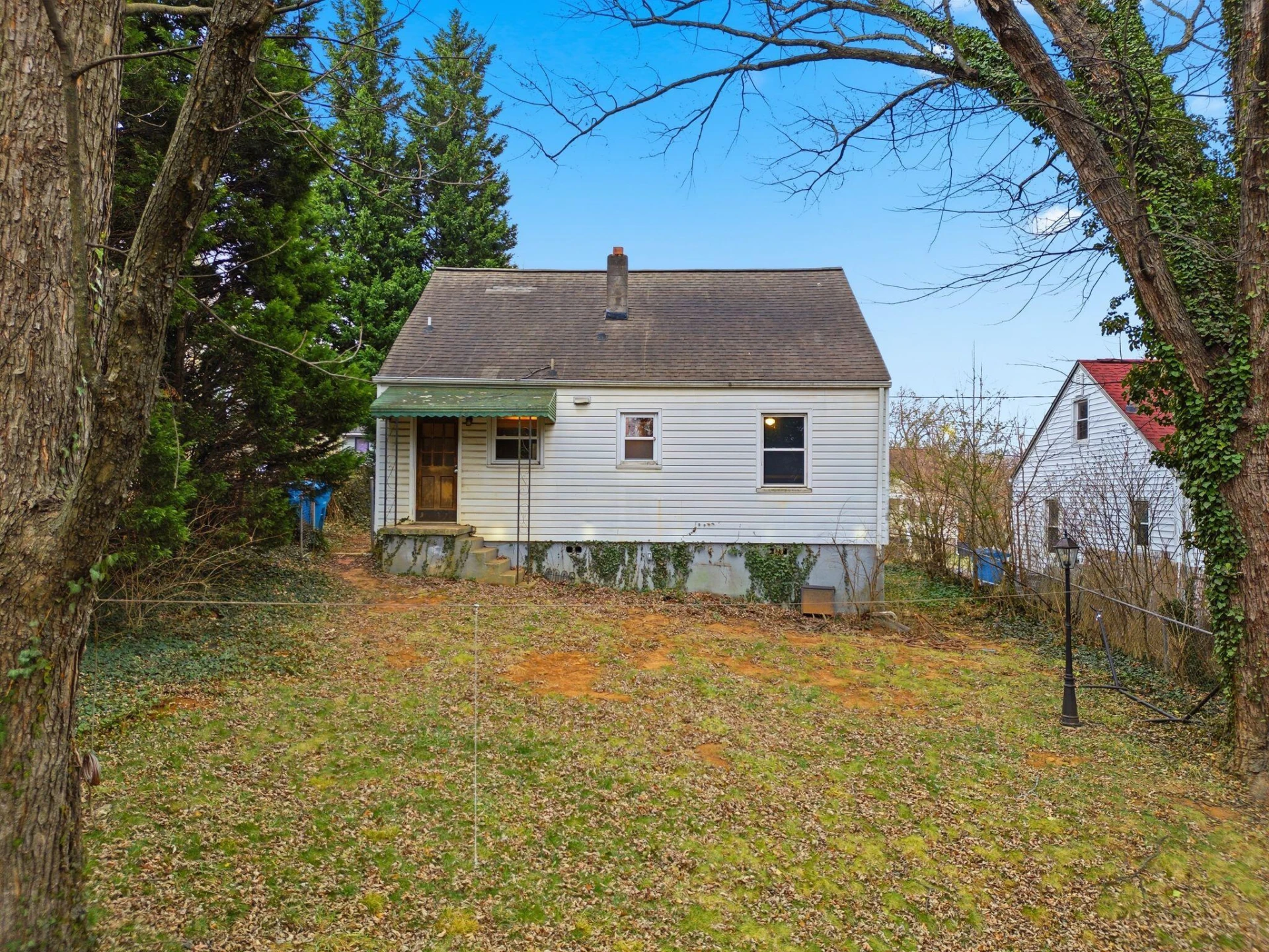 2435 Denniston AVE SW - Photo 16