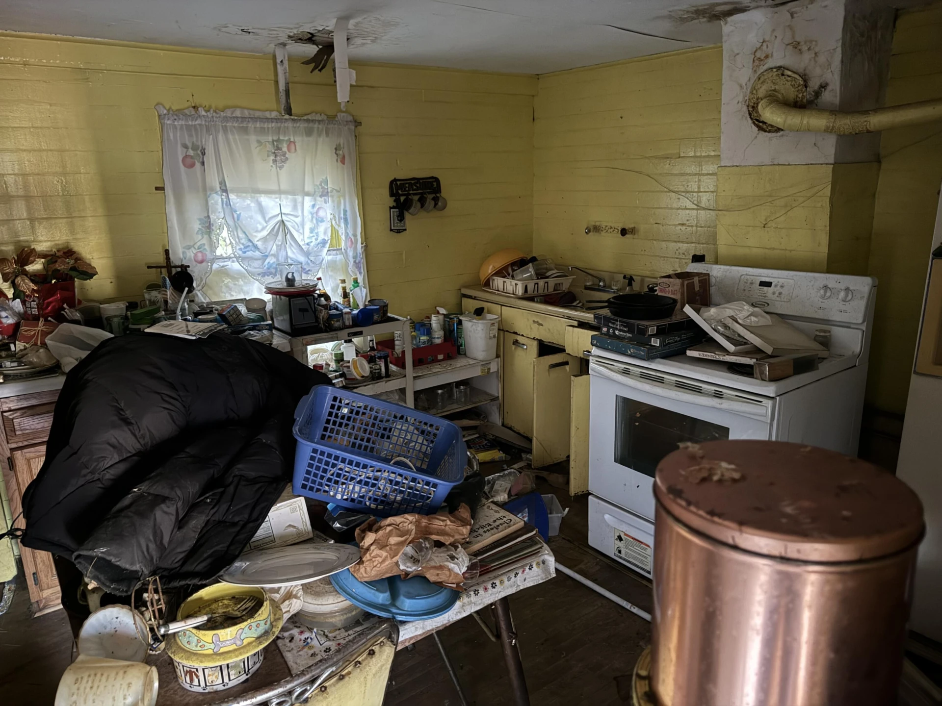 324 C ST - Photo 4