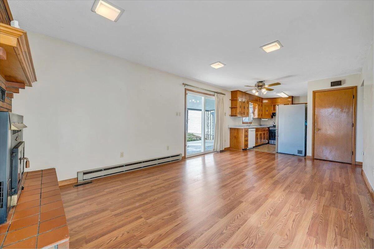 1859 Fort Chiswell RD - Photo 19
