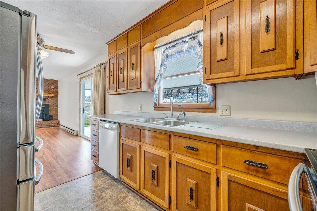 1859 Fort Chiswell RD - Photo 24