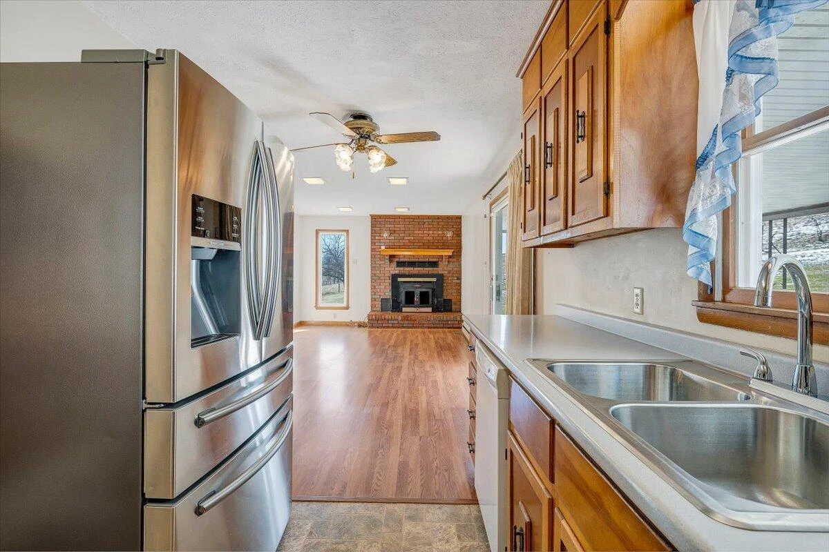 1859 Fort Chiswell RD - Photo 25