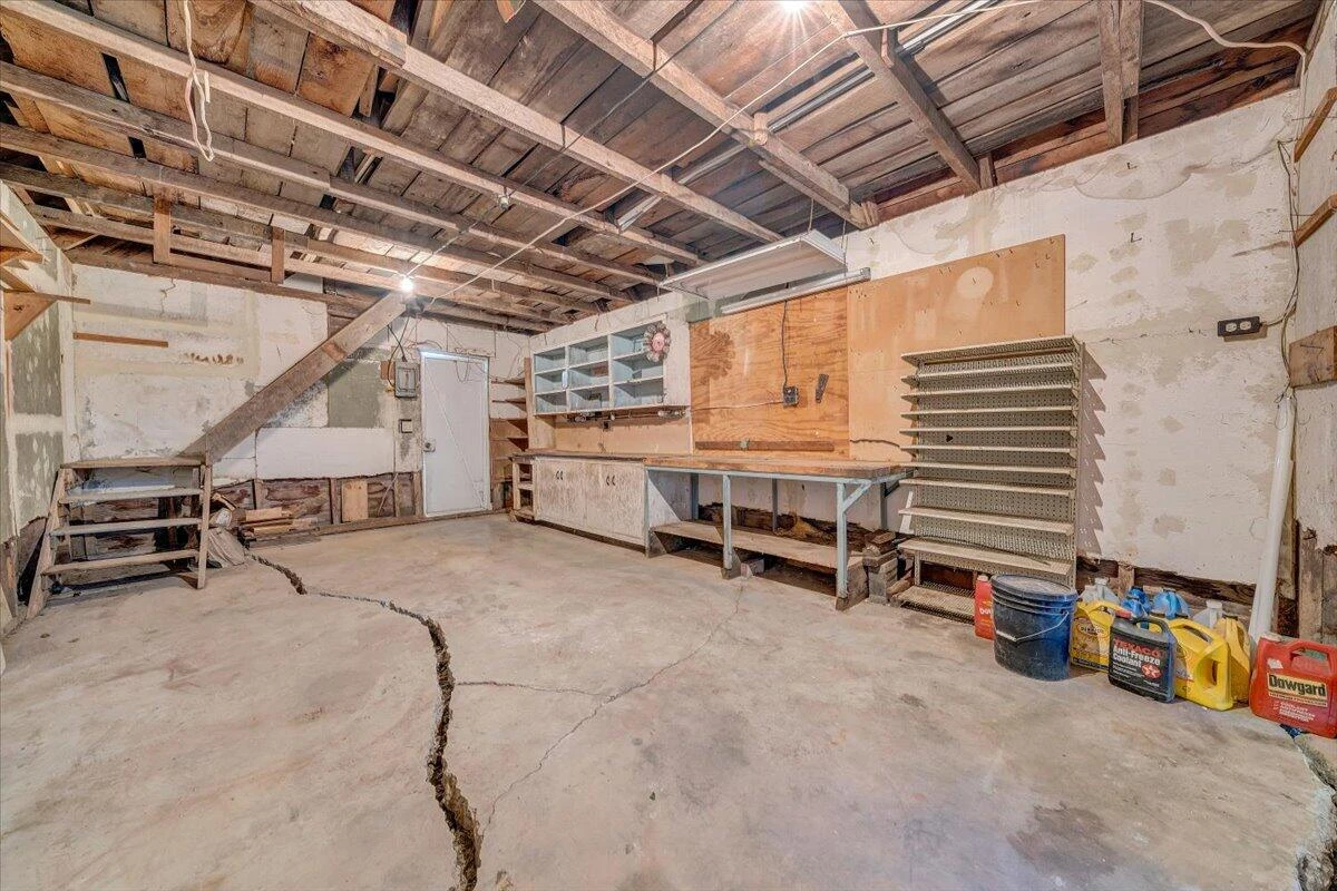 1859 Fort Chiswell RD - Photo 45