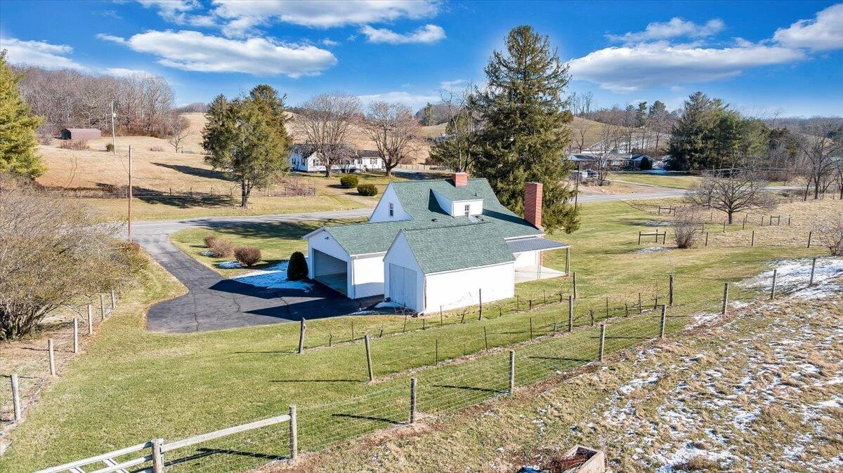 1859 Fort Chiswell RD - Photo 47