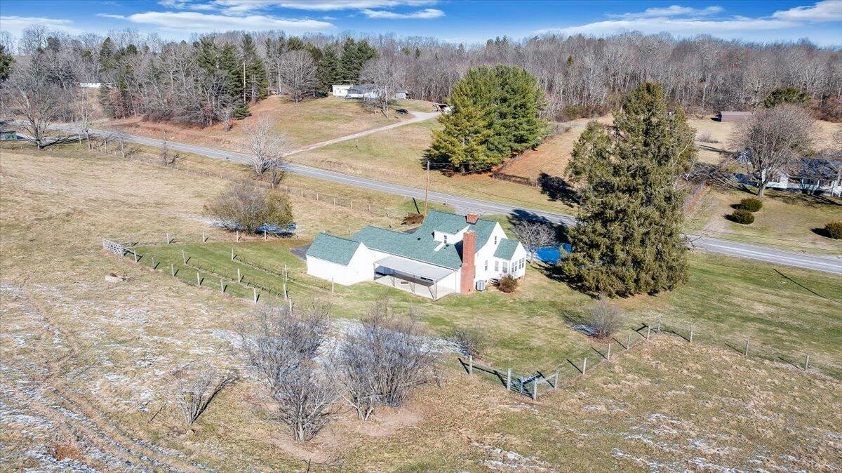 1859 Fort Chiswell RD - Photo 53