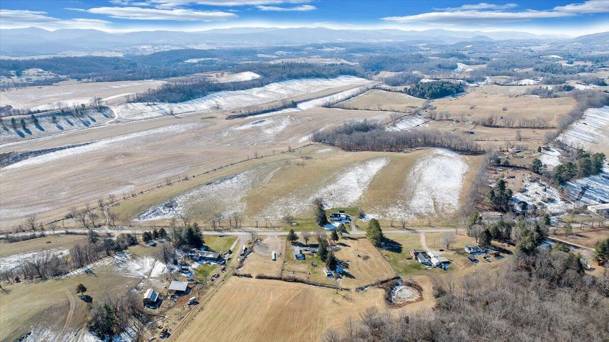 1859 Fort Chiswell RD - Photo 62