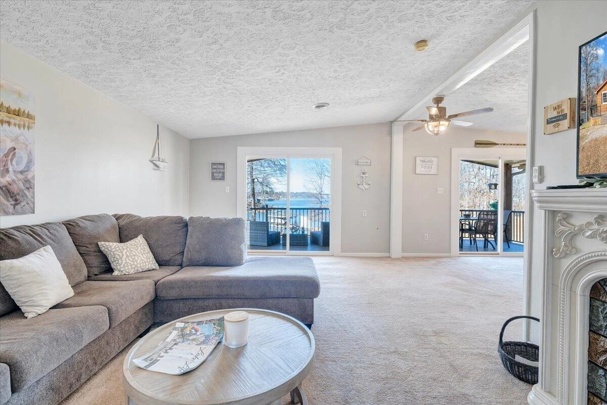 1111 Jefferson Dock RD - Photo 11