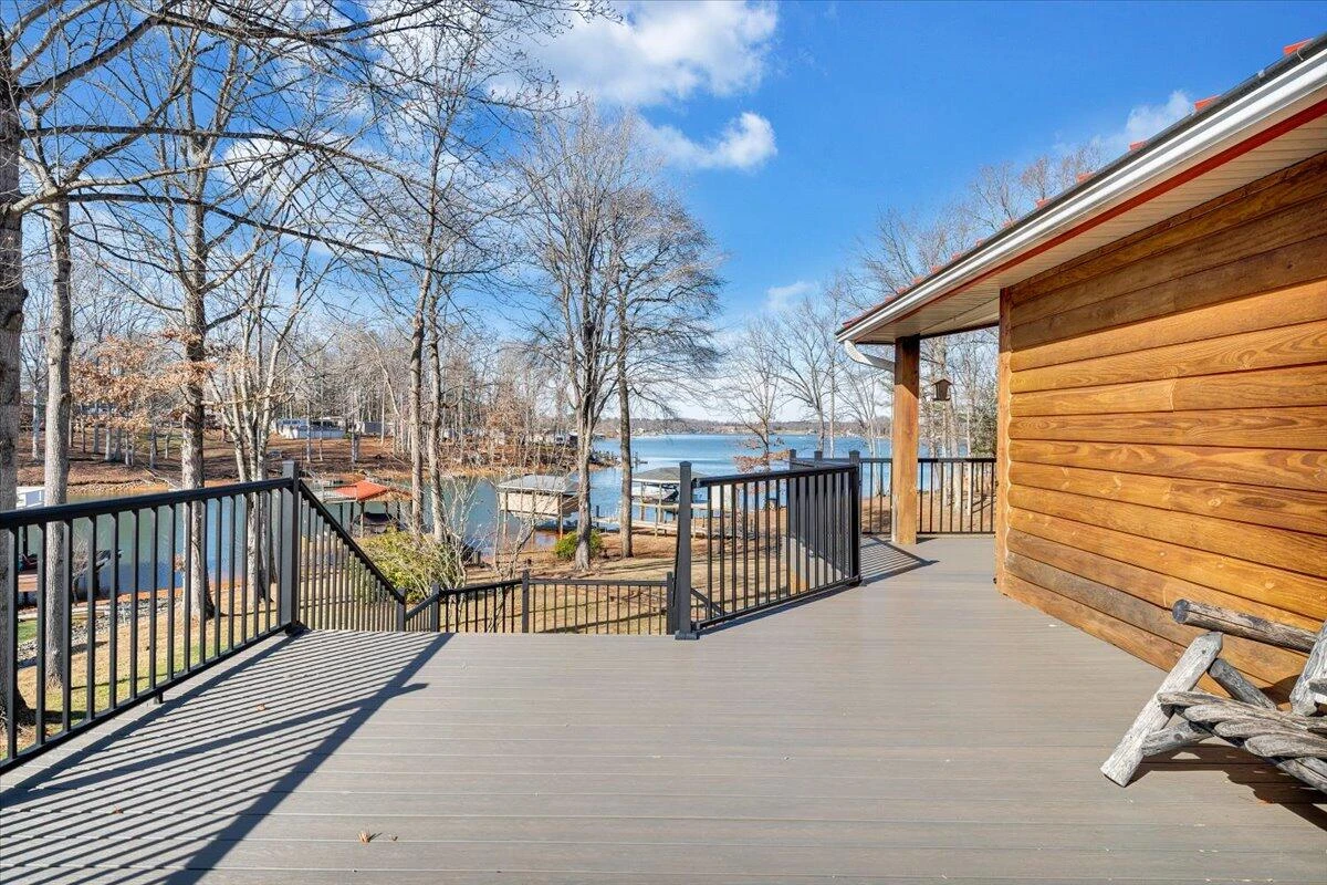 1111 Jefferson Dock RD - Photo 34