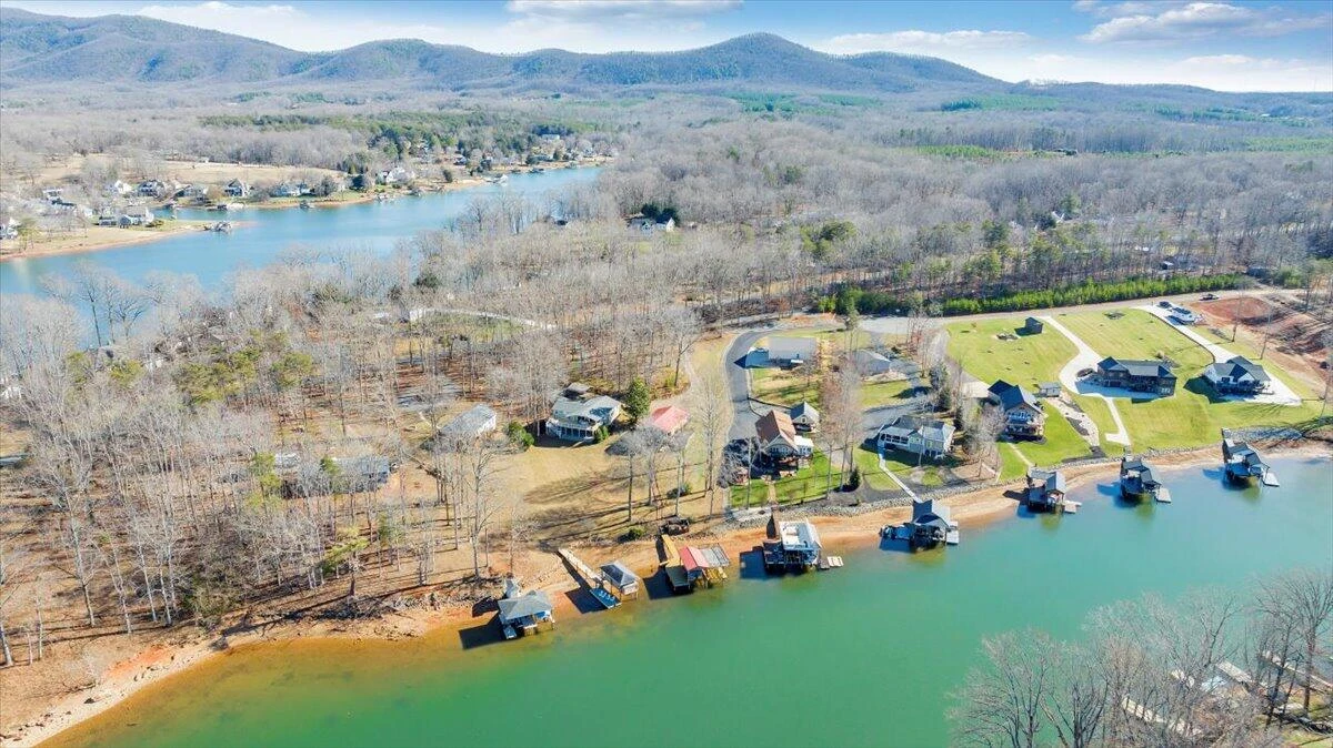 1111 Jefferson Dock RD - Photo 46
