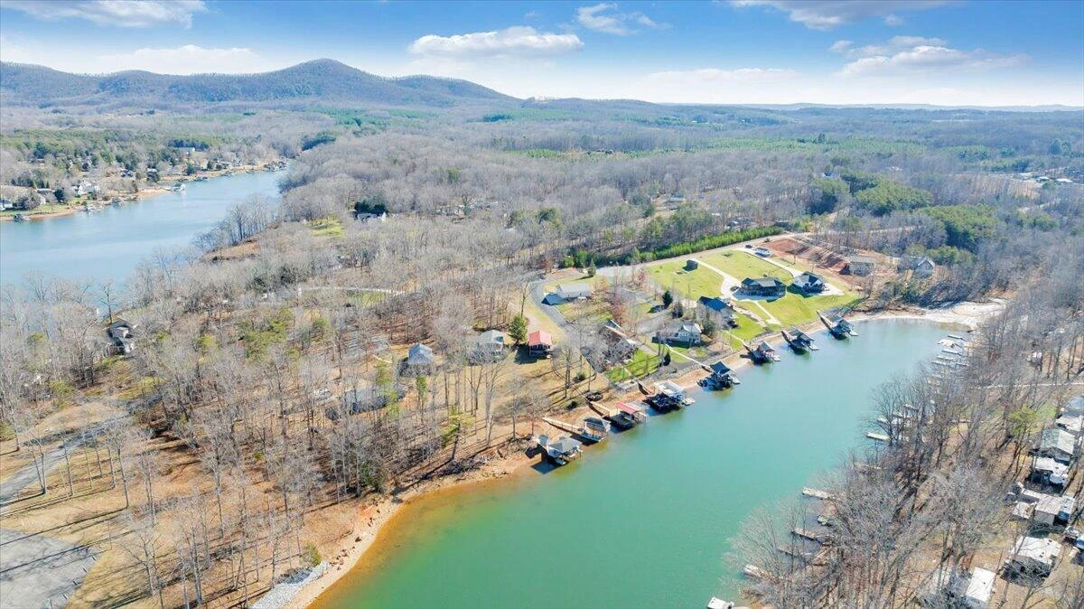 1111 Jefferson Dock RD - Photo 47