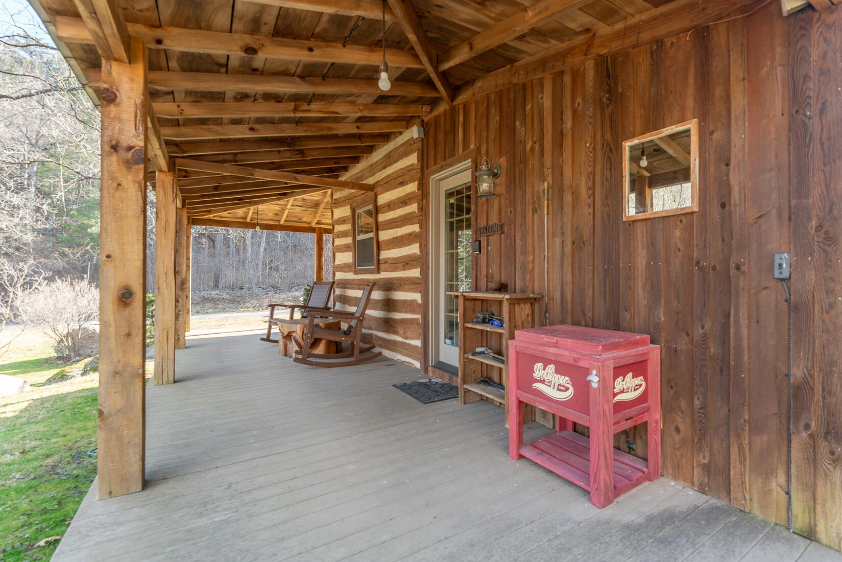 6102 Jennings Creek RD - Photo 17