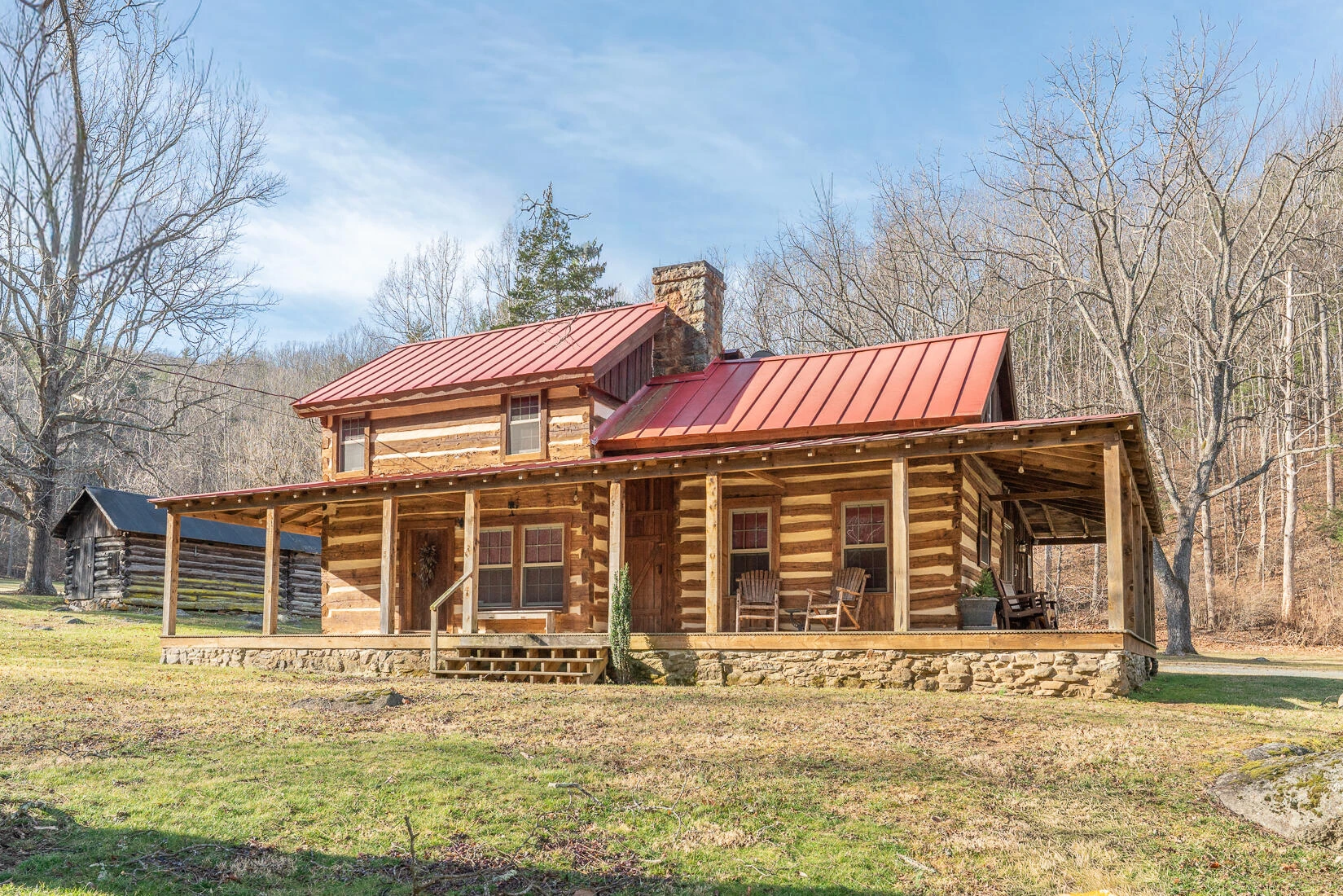 6102 Jennings Creek RD - Photo 2