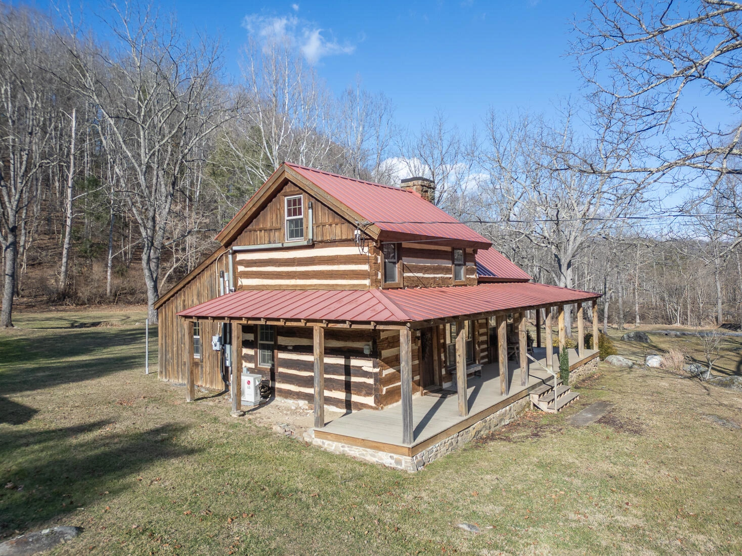 6102 Jennings Creek RD - Photo 7