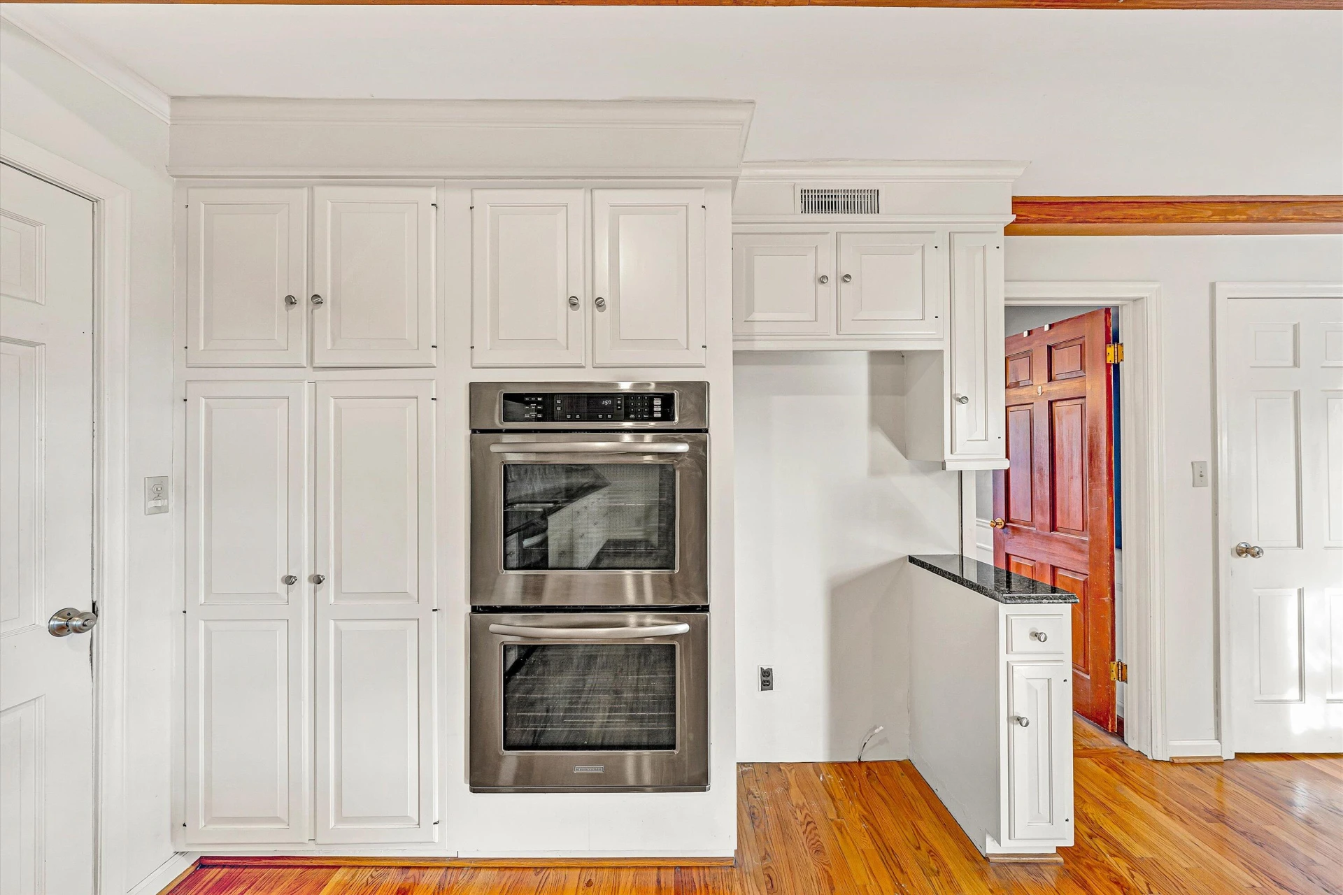 3034 Tree Top LN - Photo 18