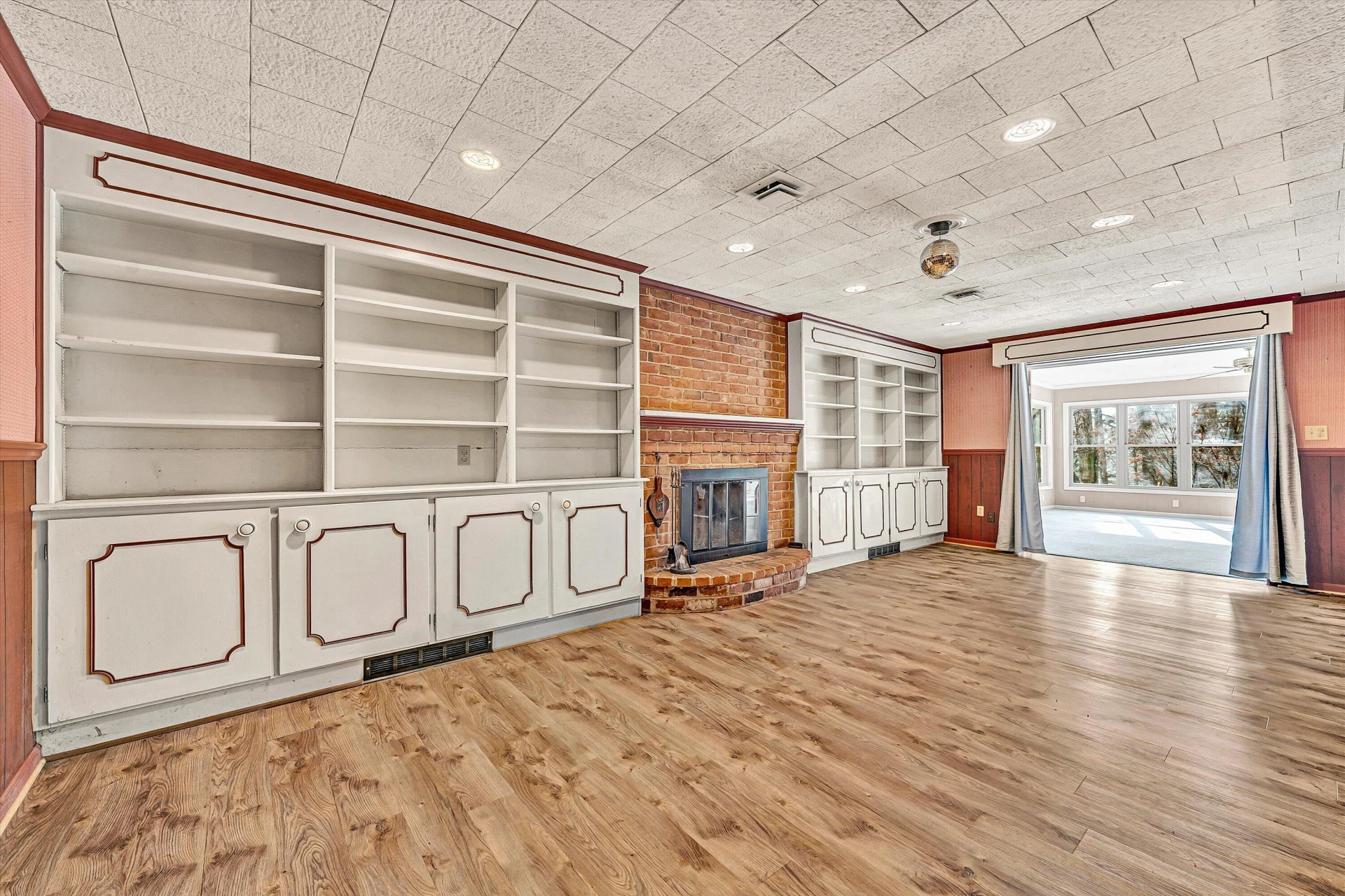 3034 Tree Top LN - Photo 42