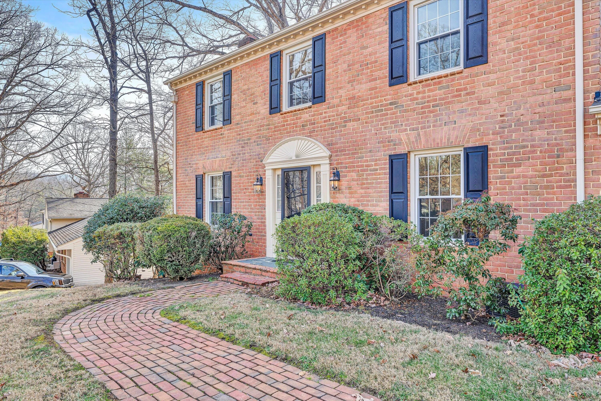 3034 Tree Top LN - Photo 7