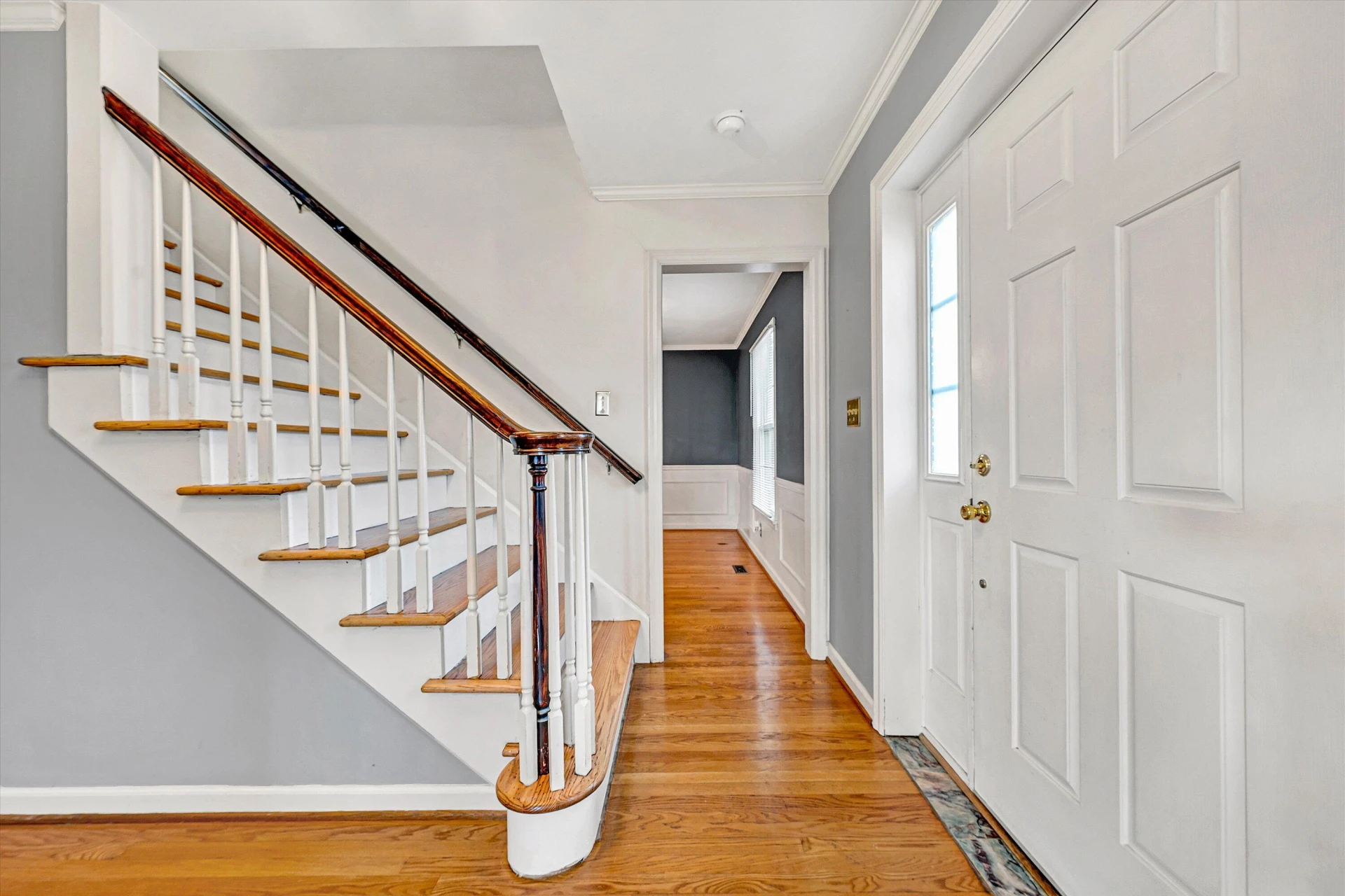 3034 Tree Top LN - Photo 10