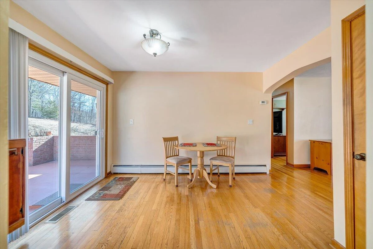 5292 Amanda LN - Photo 12