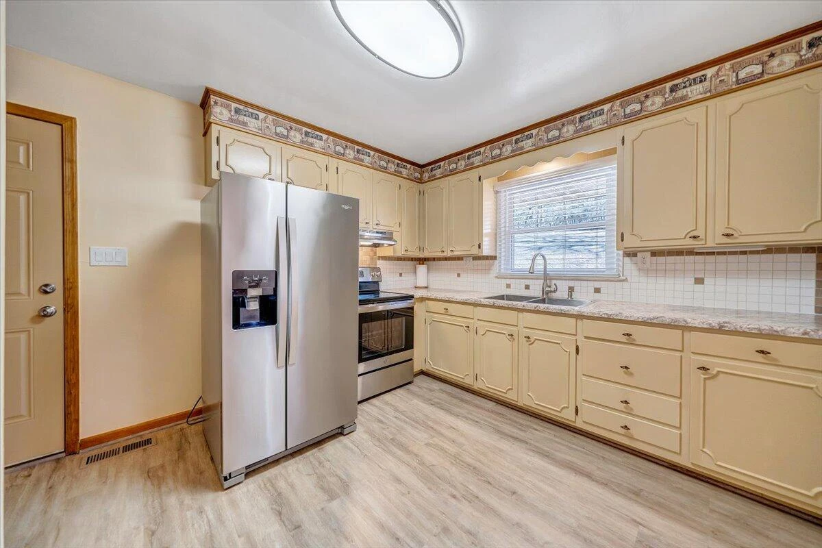 5292 Amanda LN - Photo 15