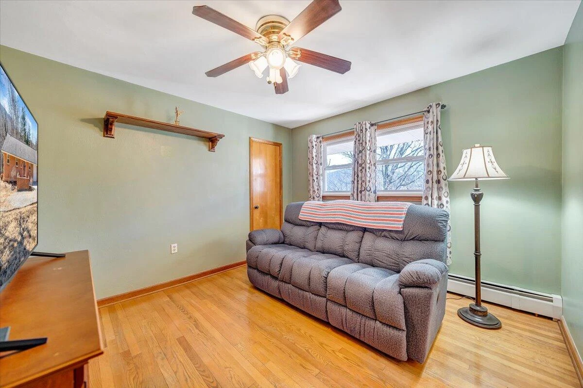 5292 Amanda LN - Photo 17