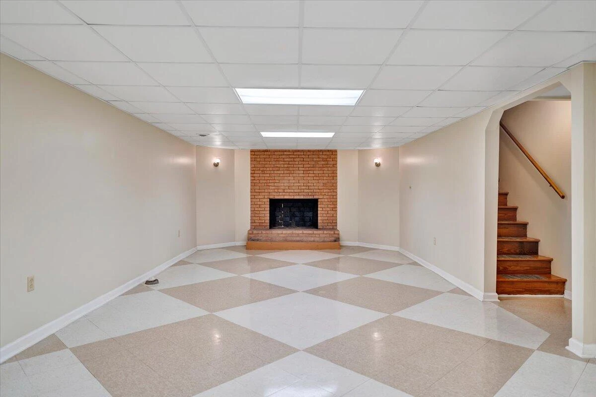 5292 Amanda LN - Photo 33