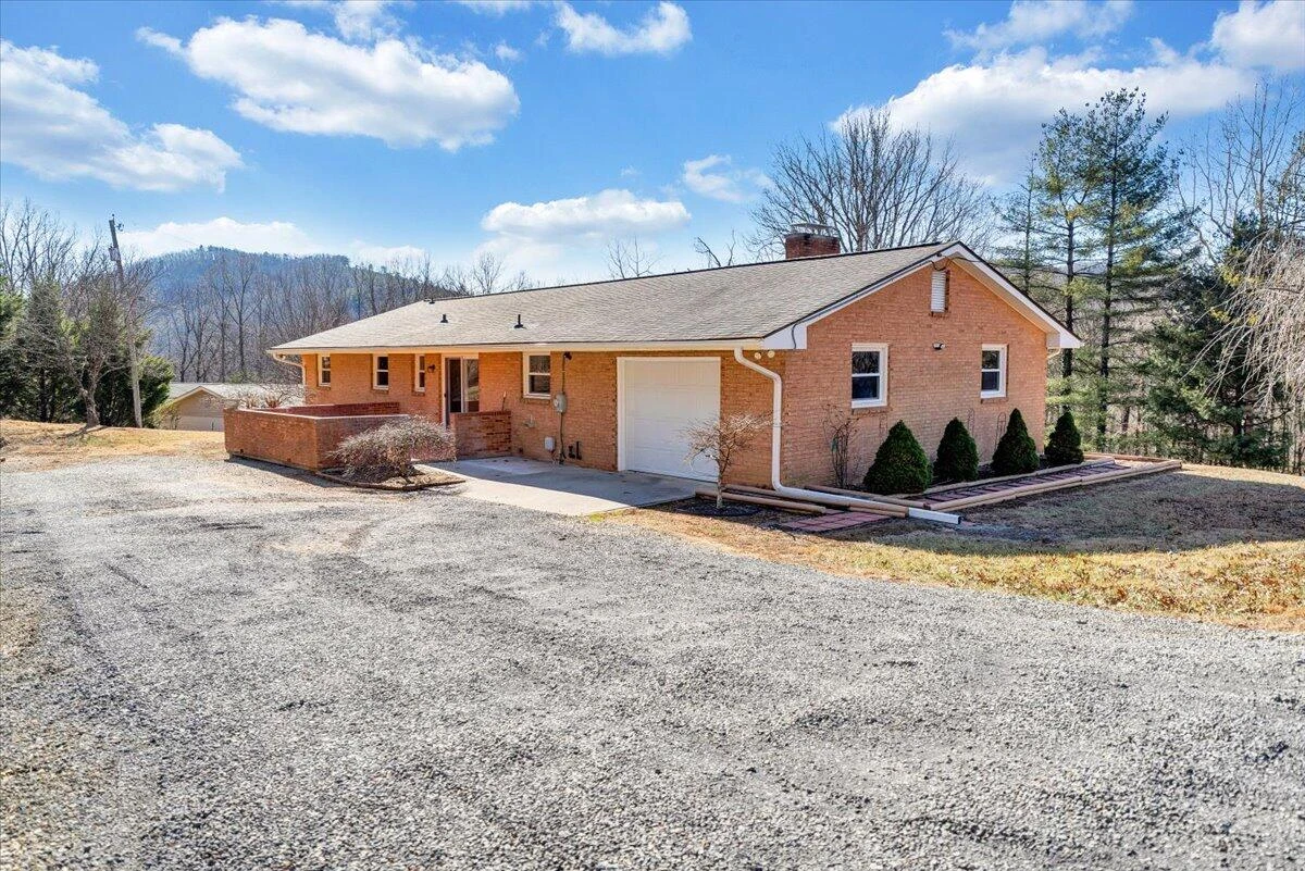 5292 Amanda LN - Photo 65