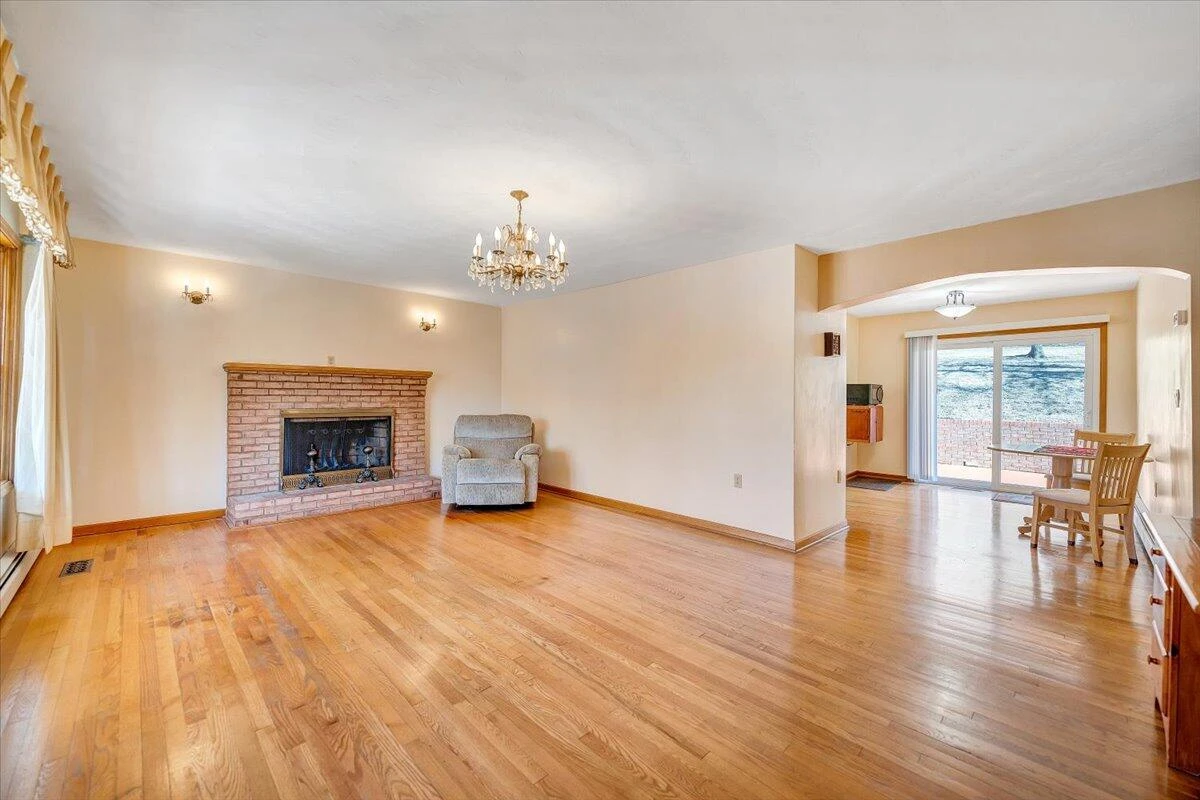 5292 Amanda LN - Photo 7
