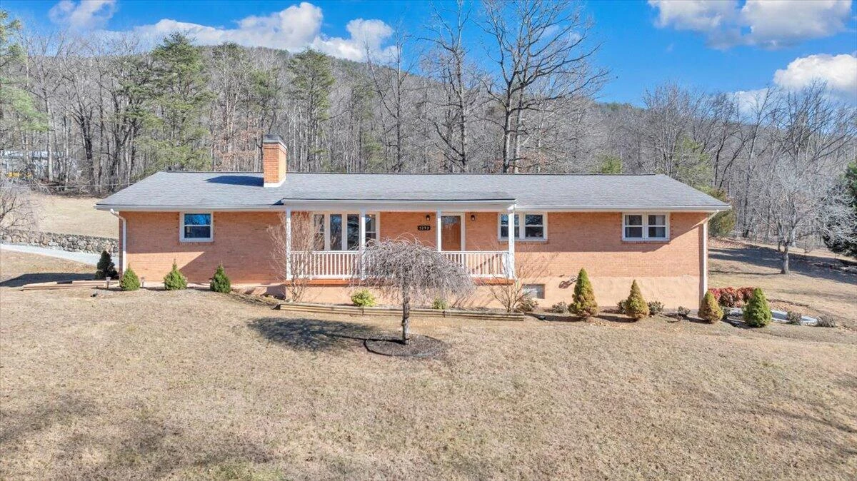 5292 Amanda LN - Photo 74