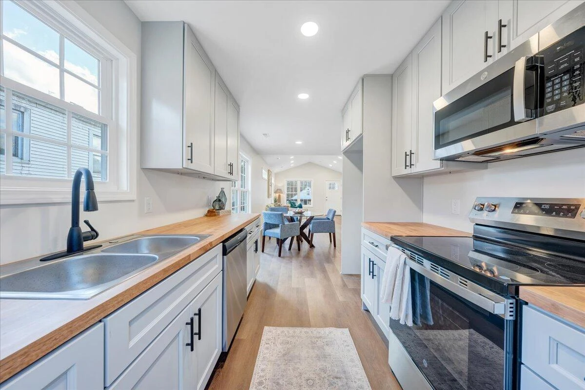 1814 Riverdale RD SE - Photo 16